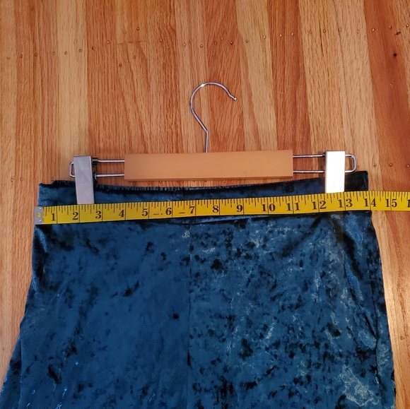 Crushed Velvet Wide Leg Pants - Picture 7 of 10